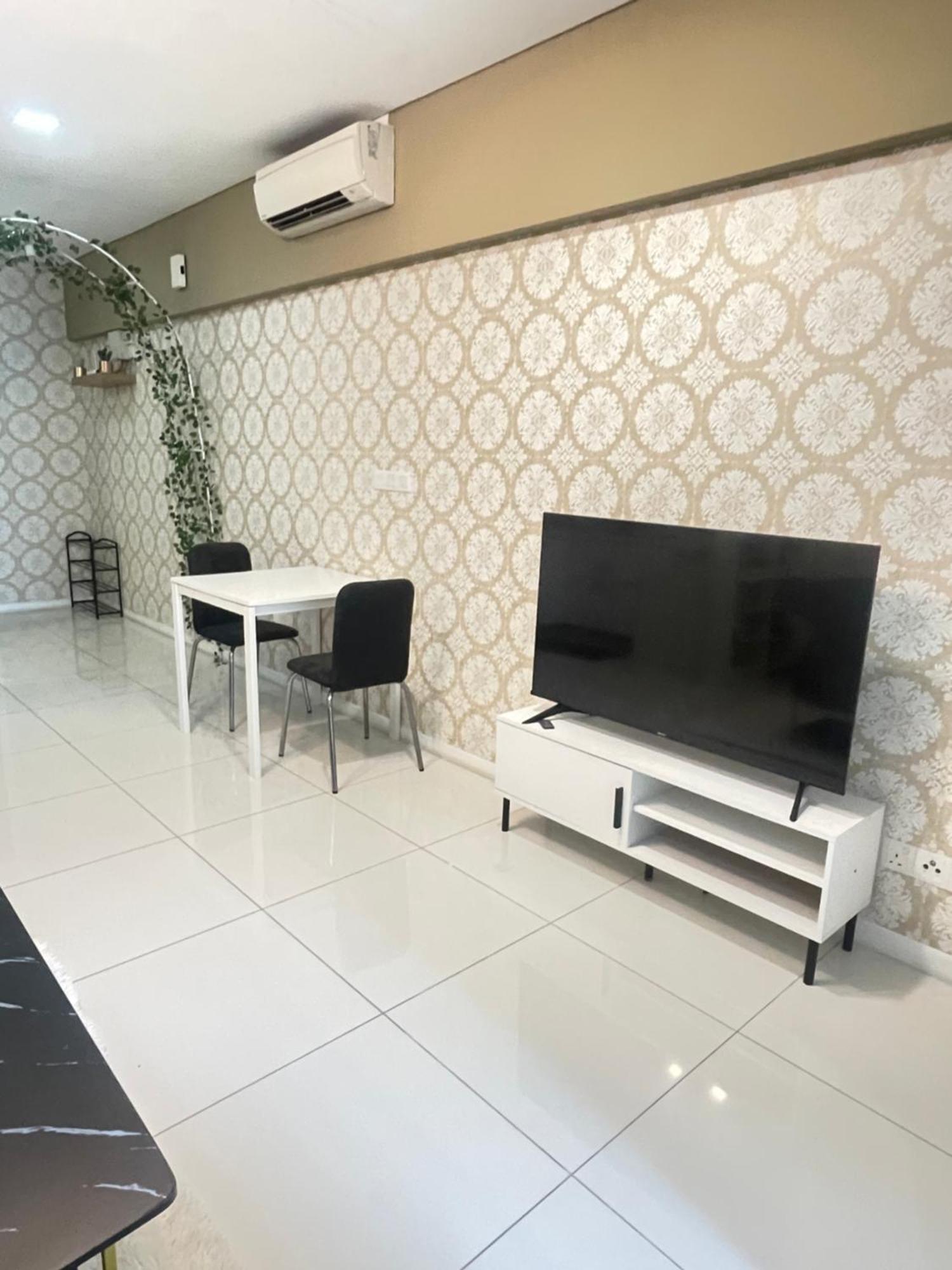 Mercu Summer Couples Studio Klcc With Karaoke Apartment Kuala Lumpur Exterior photo